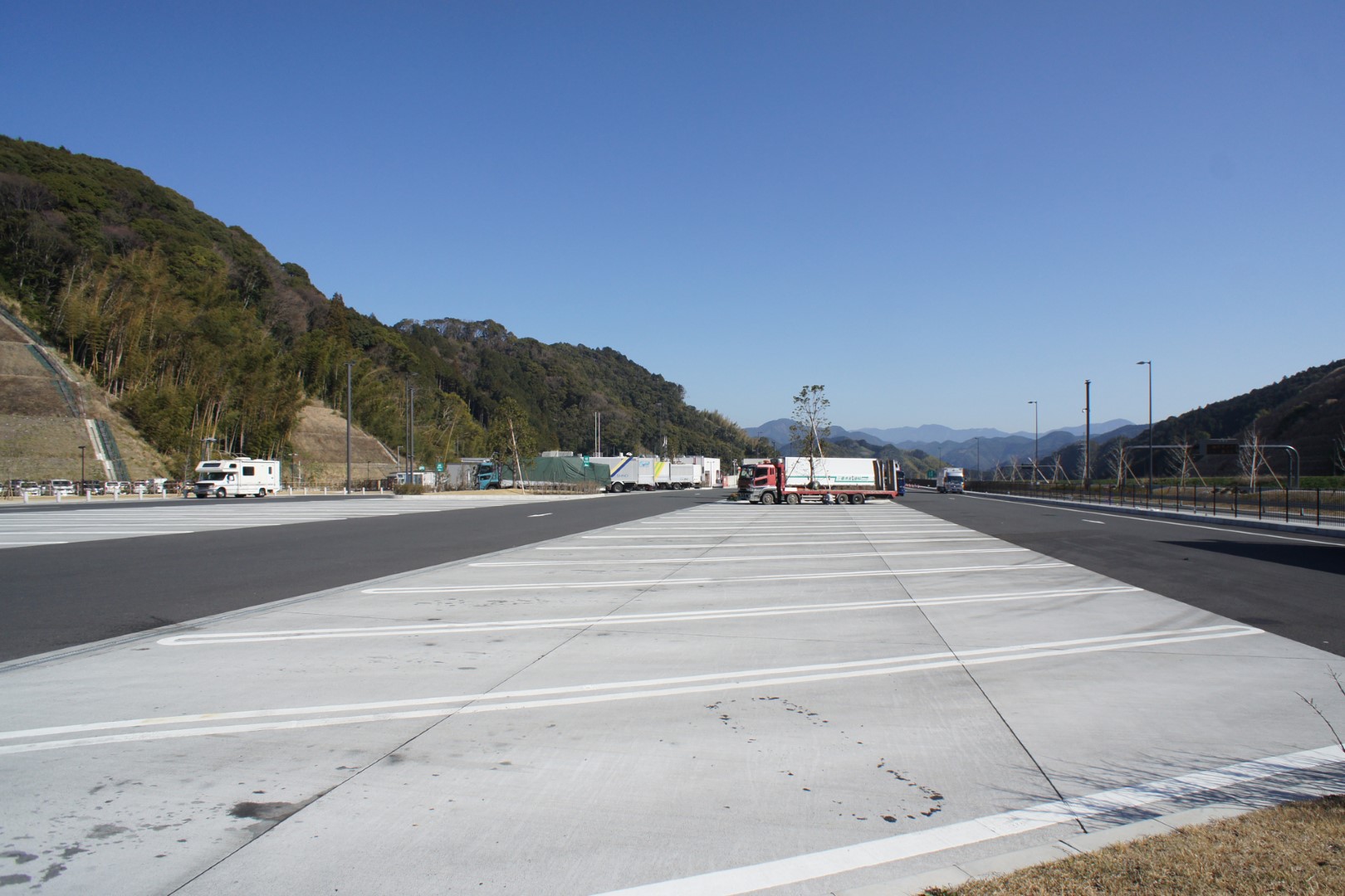 東名高速道路 足柄SA 下り