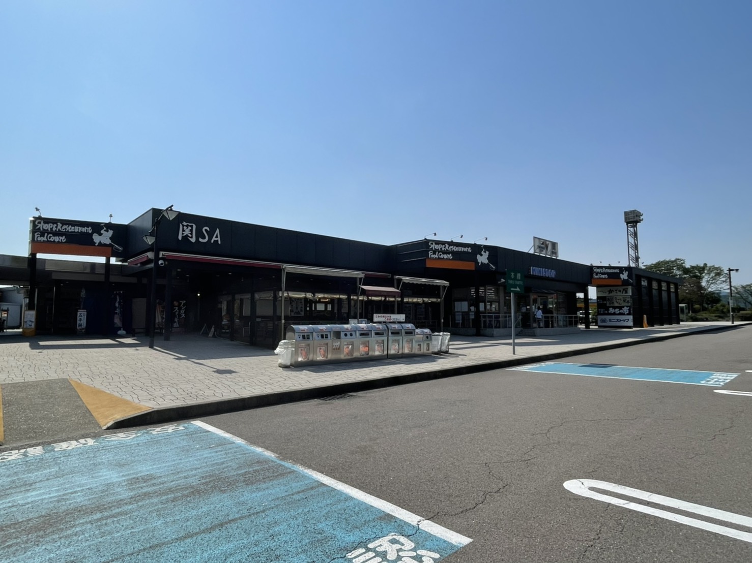 東海北陸自動車道 関SA 上り